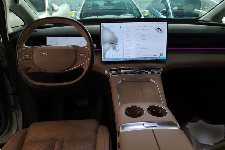 Used XPeng X9 2024 702 Ultra-Long Range Pro Interior 2