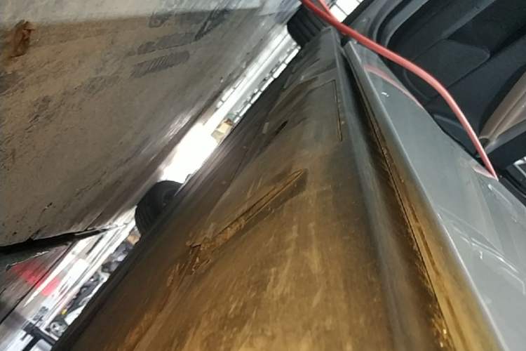 Used XPeng X9 2024 640 All-Wheel Drive High-Performance Max Left Side Sill