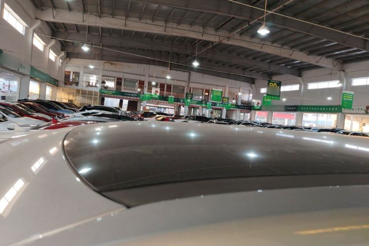 Used XPeng X9 2024 702 Ultra-Long Range Pro Roof
