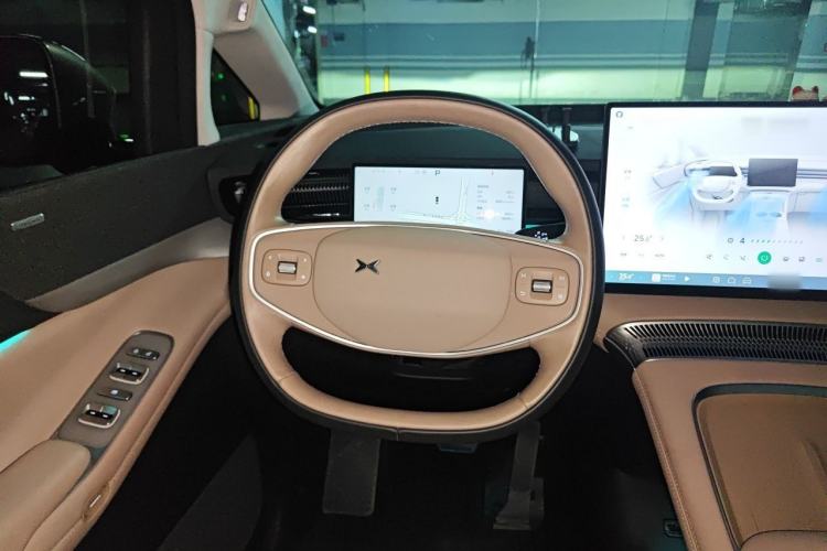 Used XPeng X9 2024 610 Long-Range Pro Steering Wheel