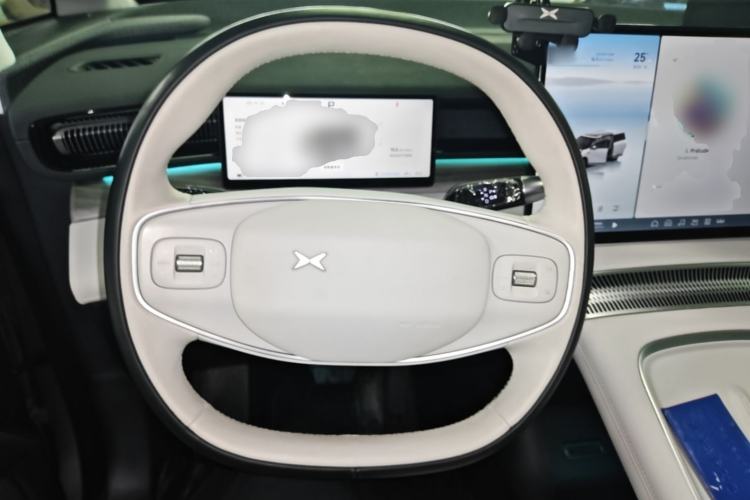 Used XPeng X9 2024 702 Ultra-Long Range Pro Steering Wheel
