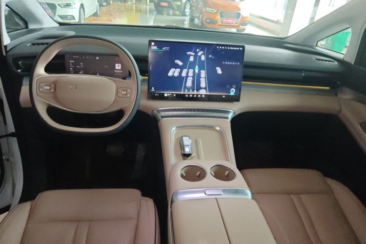 Used XPeng X9 2024 702 Ultra-Long Range Pro Center Console