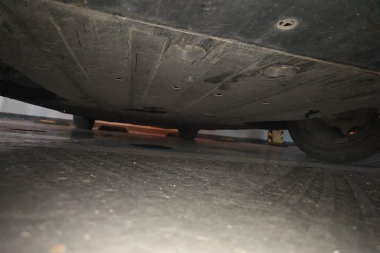 Used XPeng X9 2024 610 Long-Range Pro Chassis Front