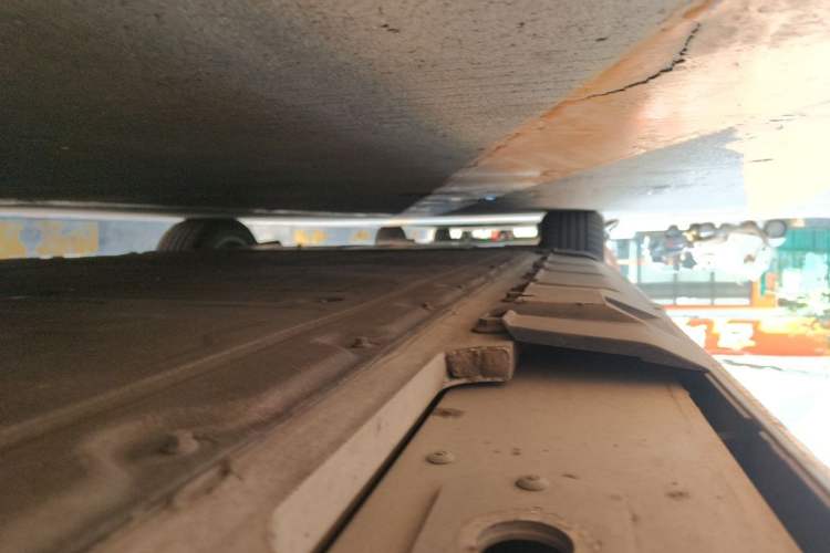 Used XPeng X9 2024 702 Ultra-Long Range Max Chassis Rear Left