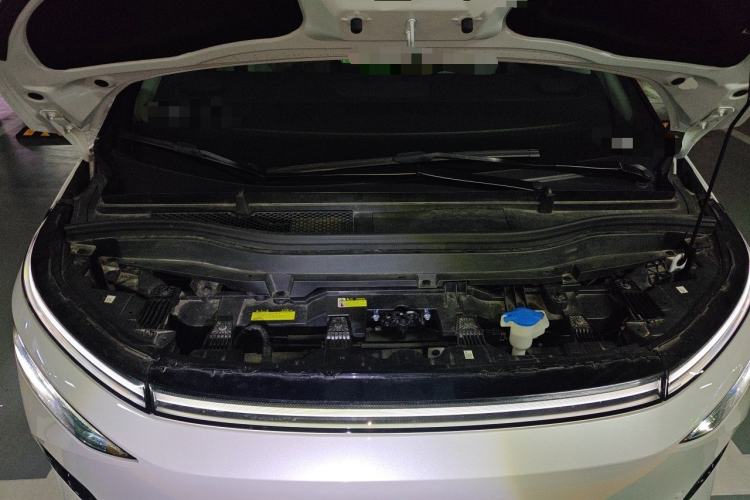 Used XPeng X9 2024 640 All-Wheel Drive High-Performance Max Engine Bay