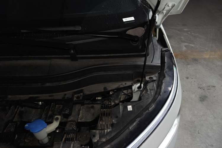Used XPeng X9 2024 702 Ultra-Long Range Pro Engine Bay Left