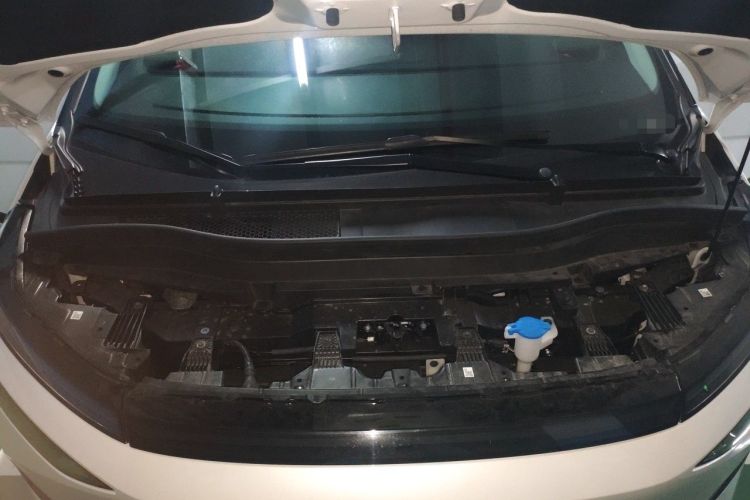Used XPeng X9 2024 702 Ultra-Long Range Pro Engine Bay