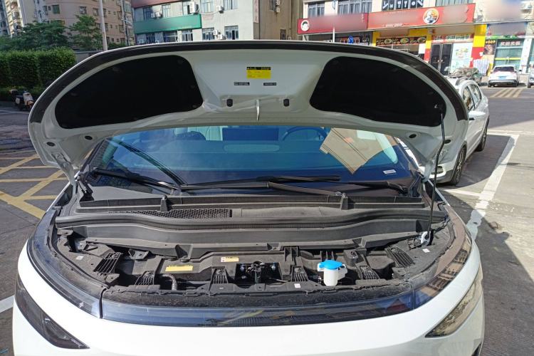 Used XPeng X9 2024 640 All-Wheel Drive High-Performance Max Engine Bay