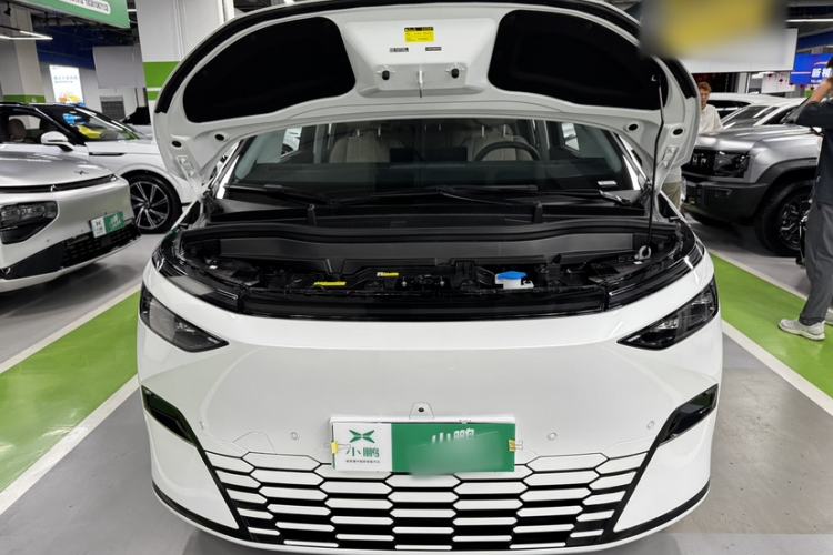 Used XPeng X9 2024 640 All-Wheel Drive High-Performance Max Engine Bay