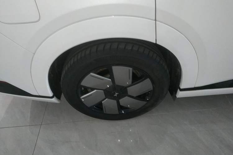 Used XPeng X9 2024 640 All-Wheel Drive High-Performance Max Exterior 8