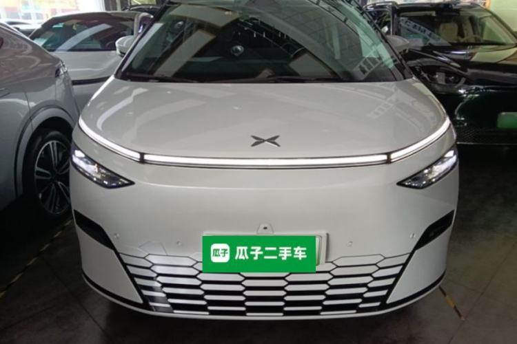 Used XPeng X9 2024 702 Ultra-Long Range Max Front