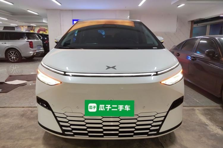 Used XPeng X9 2024 702 Ultra-Long Range Max Front