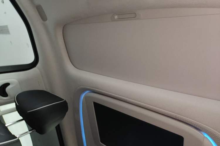 Used XPeng X9 2024 702 Ultra-Long Range Pro Headliner