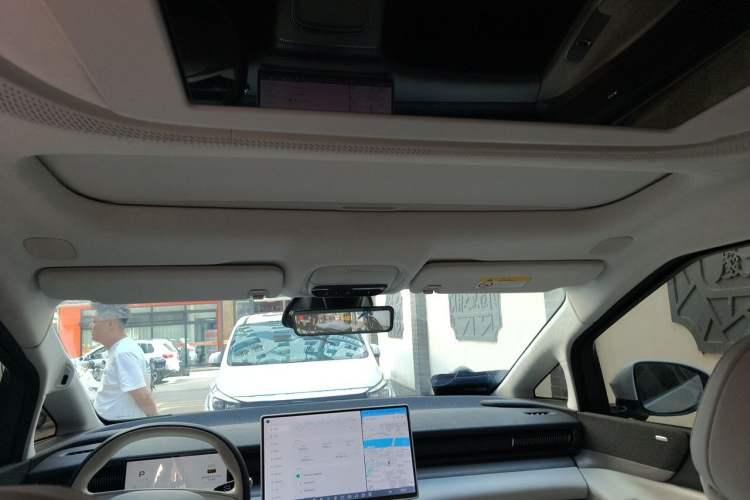 Used XPeng X9 2024 702 Ultra-Long Range Max Headliner