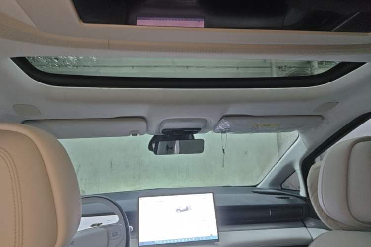 Used XPeng X9 2024 702 Ultra-Long Range Pro Headliner