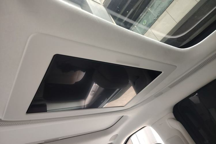 Used XPeng X9 2024 610 Long-Range Pro Headliner