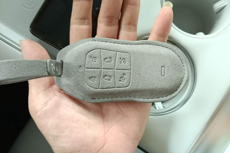 Used XPeng X9 2024 640 All-Wheel Drive High-Performance Max Interior 1
