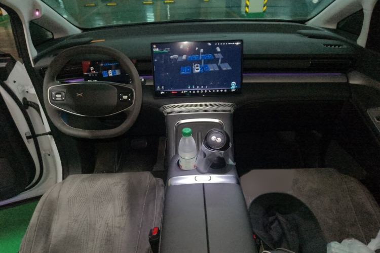 Used XPeng X9 2024 702 Ultra-Long Range Max Interior 2