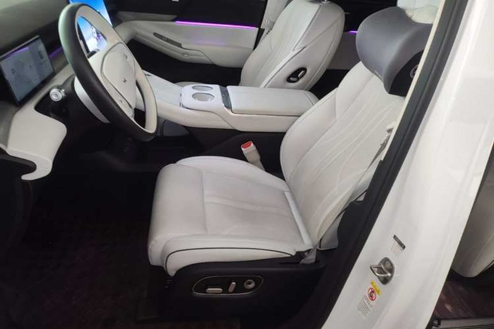 Used XPeng X9 2024 702 Ultra-Long Range Pro Left Front Seat