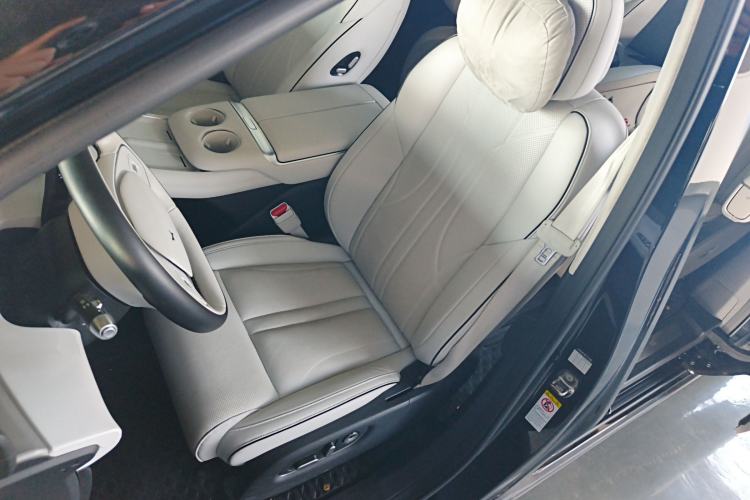 Used XPeng X9 2024 610 Long-Range Pro Left Front Seat