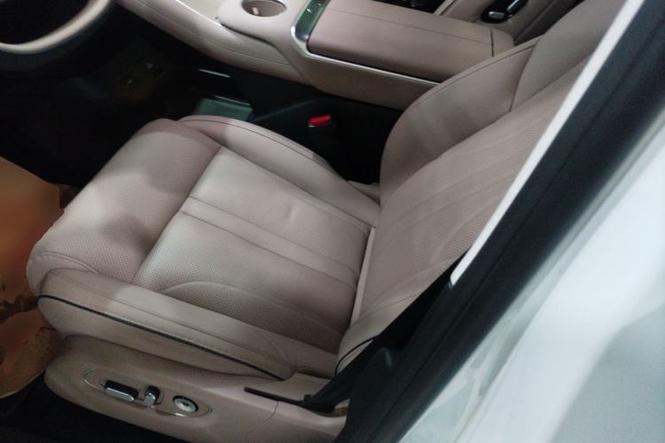 Used XPeng X9 2024 702 Ultra-Long Range Max Left Front Seat