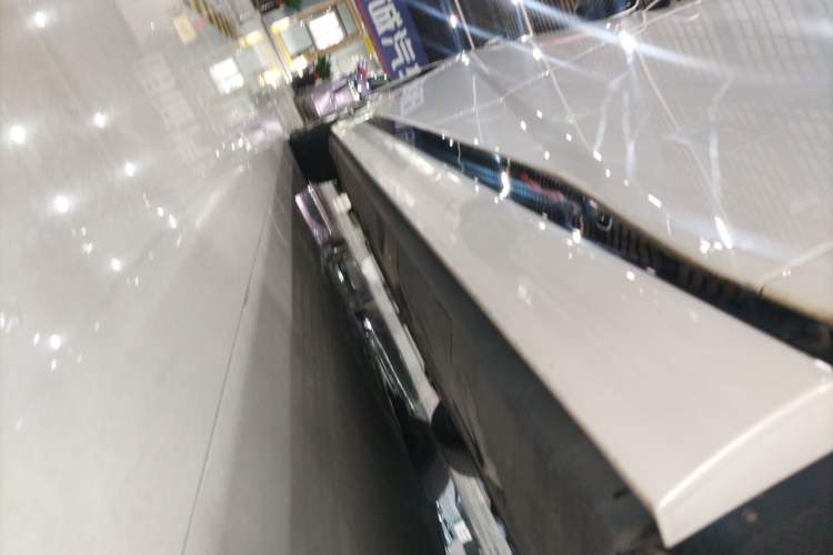 Used XPeng X9 2024 702 Ultra-Long Range Max Left Side Sill