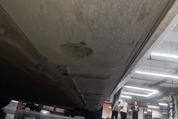 Used XPeng X9 2024 702 Ultra-Long Range Max Left Side Sill
