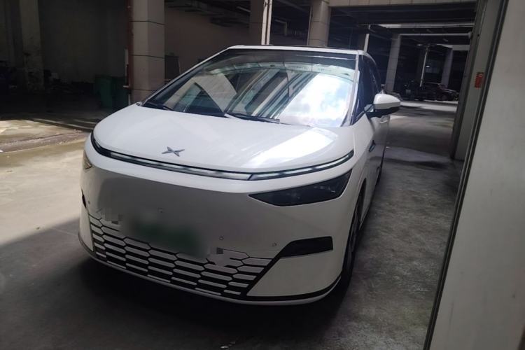 Used XPeng X9 2024 610 Long-Range Pro Guazi used car, China used car export, Used car for sale, Used  cars, Cheapest cars for sale