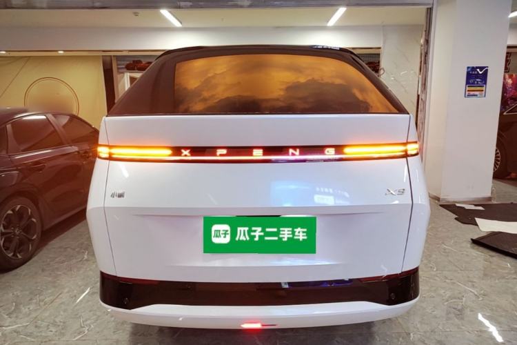 Used XPeng X9 2024 702 Ultra-Long Range Max Rear