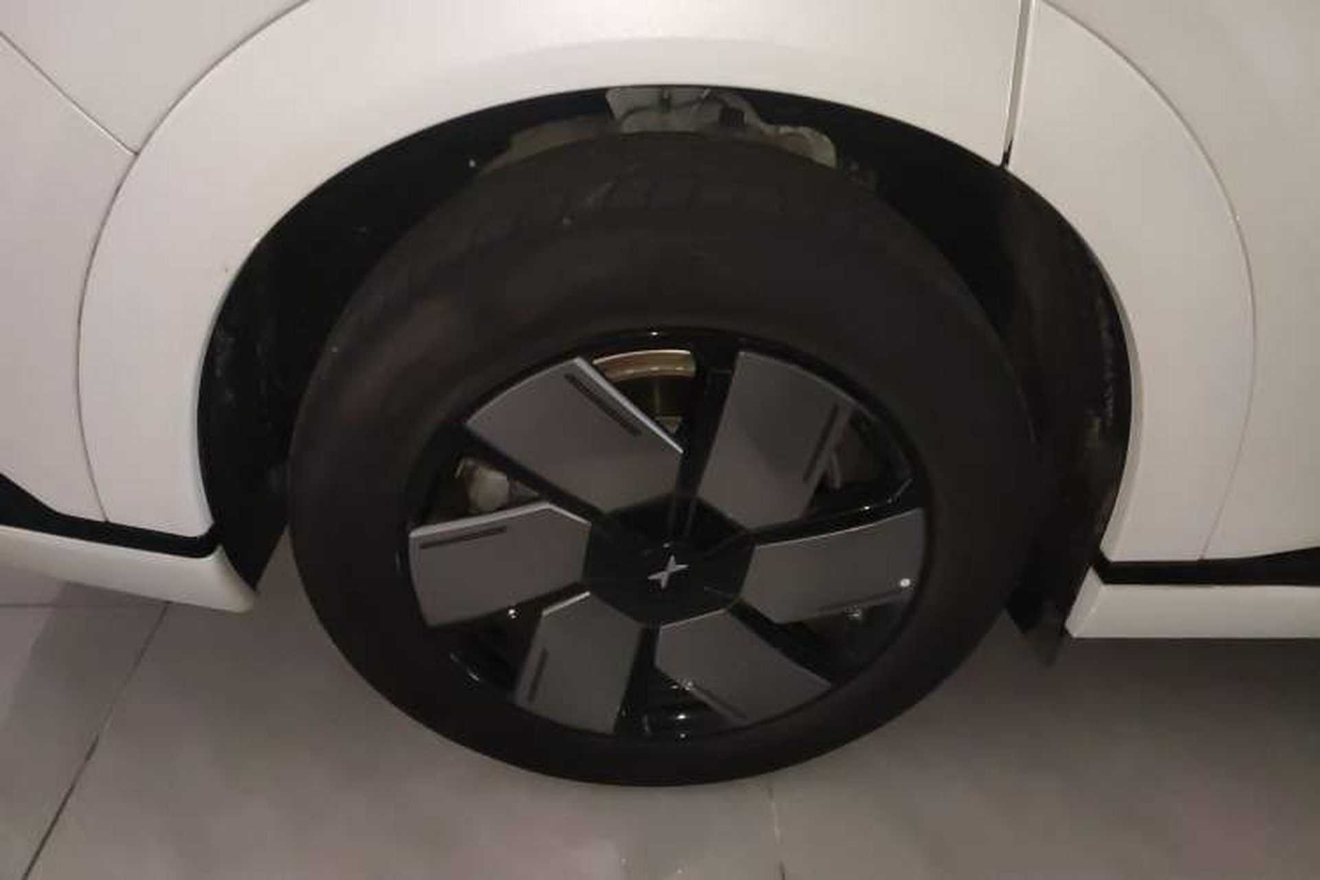 Used XPeng X9 2024 640 All-Wheel Drive High-Performance Max Right Rear Wheel Hub