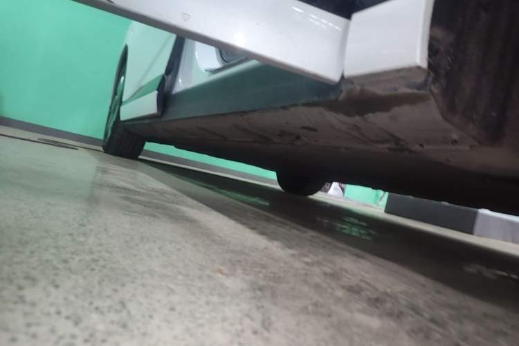 Used XPeng X9 2024 702 Ultra-Long Range Pro Right Side Sill