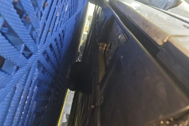 Used XPeng X9 2024 702 Ultra-Long Range Pro Right Side Sill