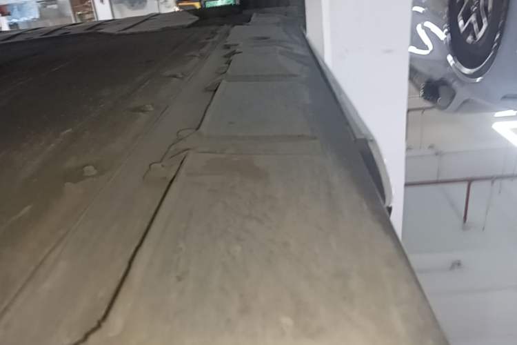 Used XPeng X9 2024 702 Ultra-Long Range Max Right Side Sill