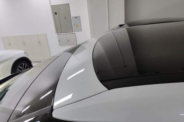 Used XPeng X9 2024 702 Ultra-Long Range Max Roof