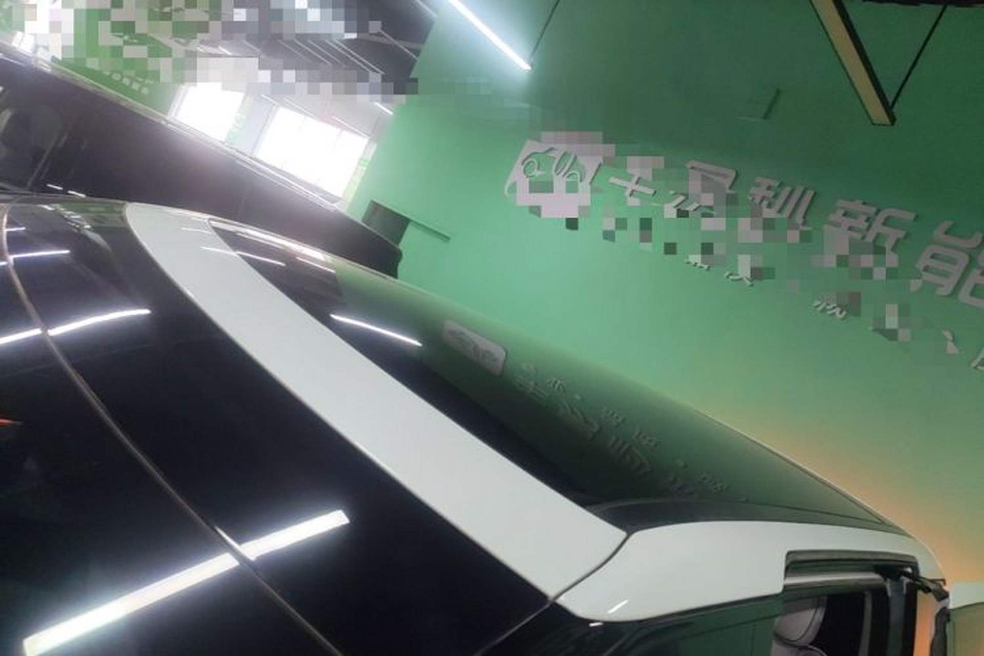 Used XPeng X9 2024 702 Ultra-Long Range Pro Roof