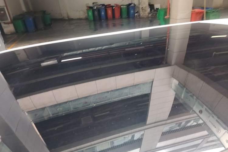 Used XPeng X9 2024 610 Long-Range Pro Roof
