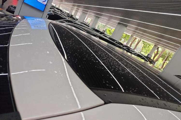 Used XPeng X9 2024 702 Ultra-Long Range Max Roof