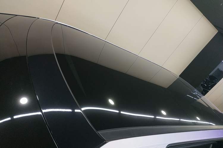 Used XPeng X9 2024 610 Long-Range Pro Roof