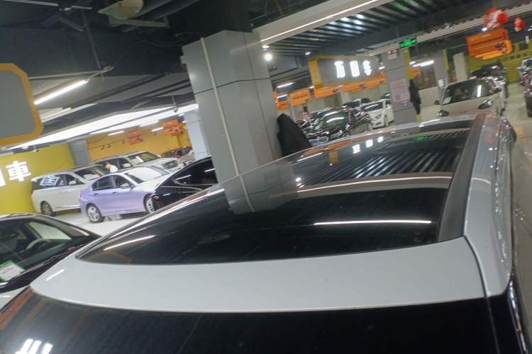 Used XPeng X9 2024 640 All-Wheel Drive High-Performance Max Roof