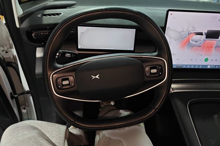 Used XPeng X9 2024 610 Long-Range Pro Steering Wheel