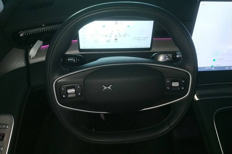Used XPeng X9 2024 640 All-Wheel Drive High-Performance Max Steering Wheel