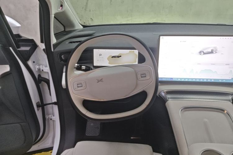 Used XPeng X9 2024 702 Ultra-Long Range Pro Steering Wheel