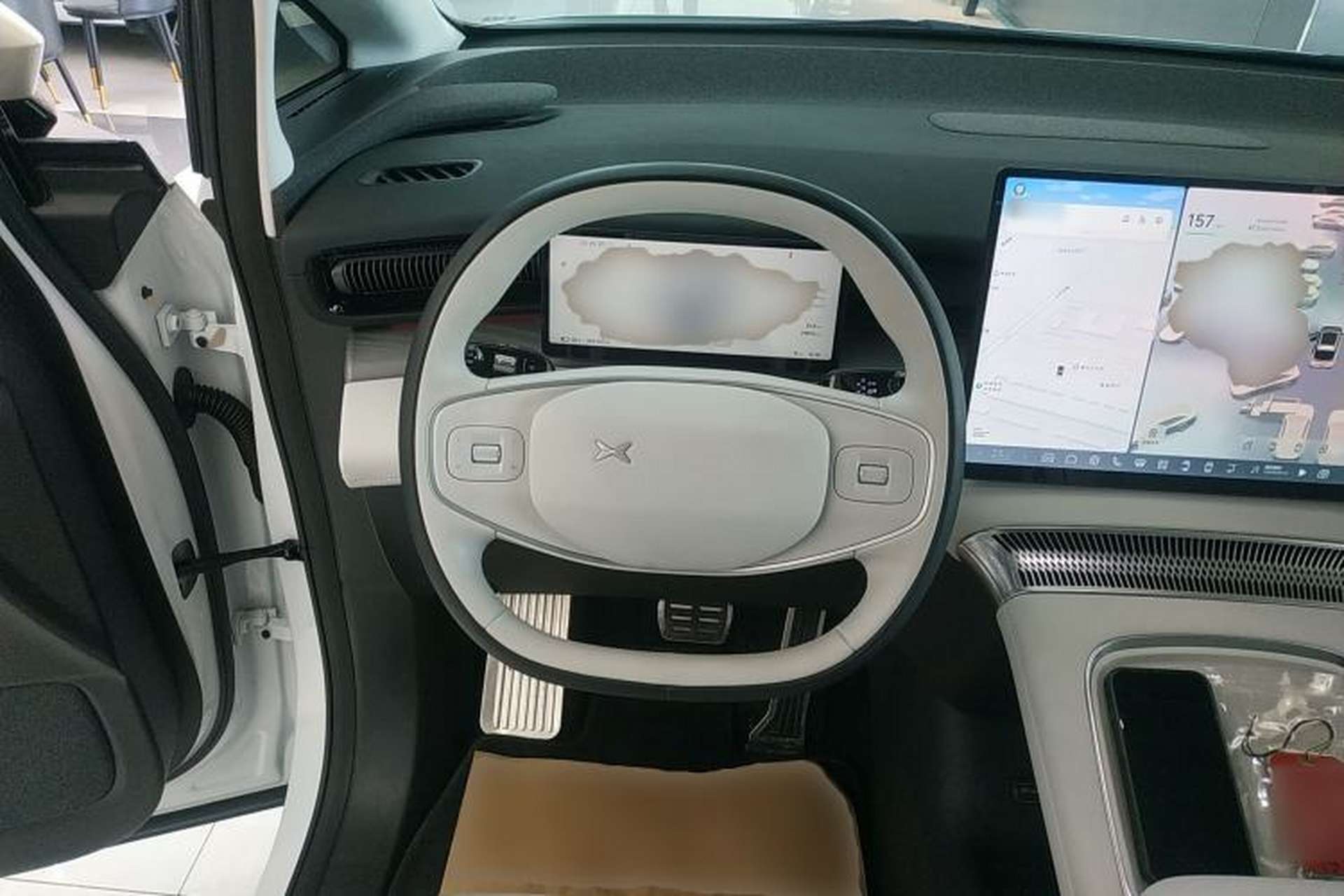 Used XPeng X9 2024 640 All-Wheel Drive High-Performance Max Steering Wheel
