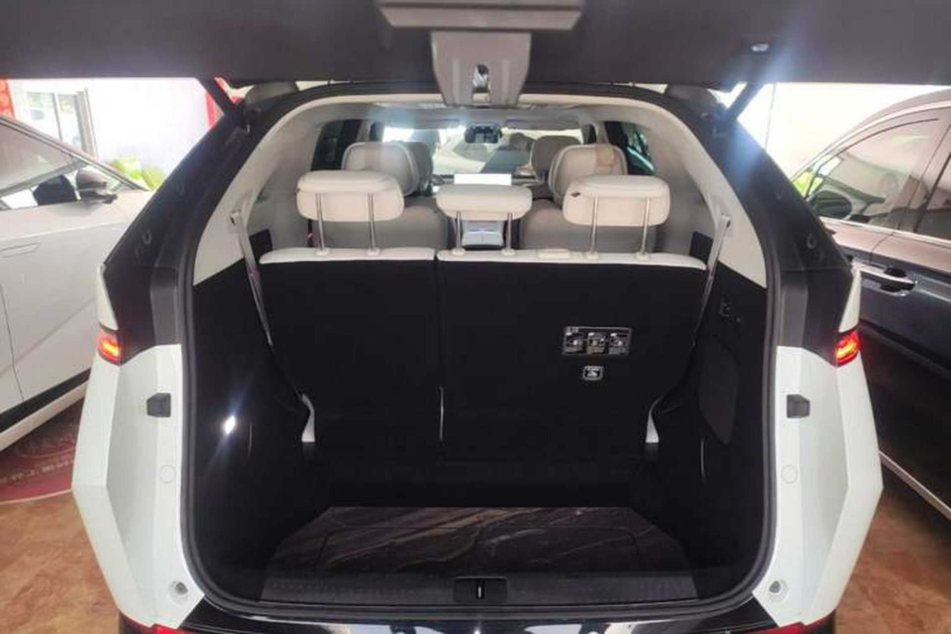 Used XPeng X9 2024 702 Ultra-Long Range Pro Trunk