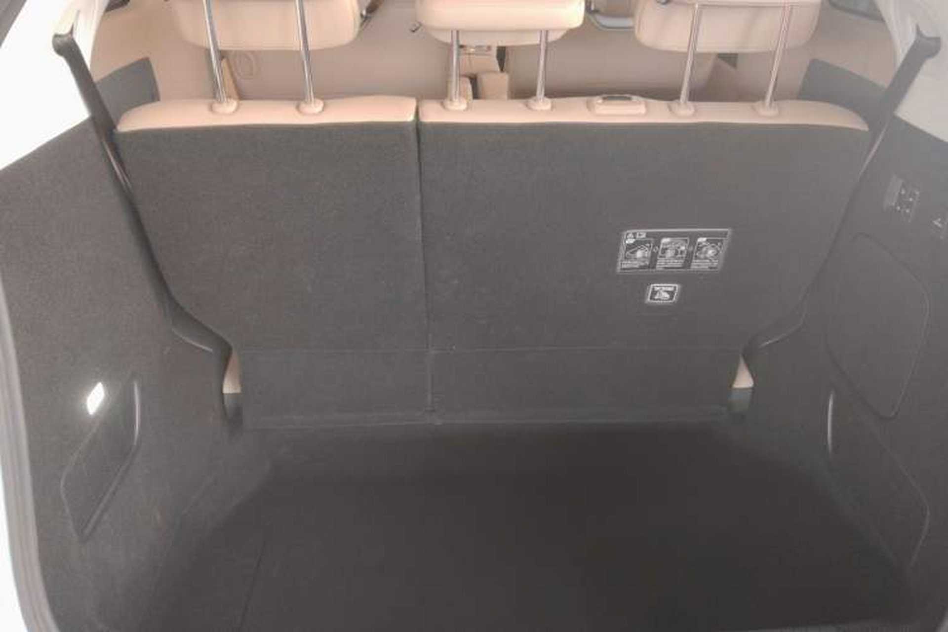 Used XPeng X9 2024 640 All-Wheel Drive High-Performance Max Trunk