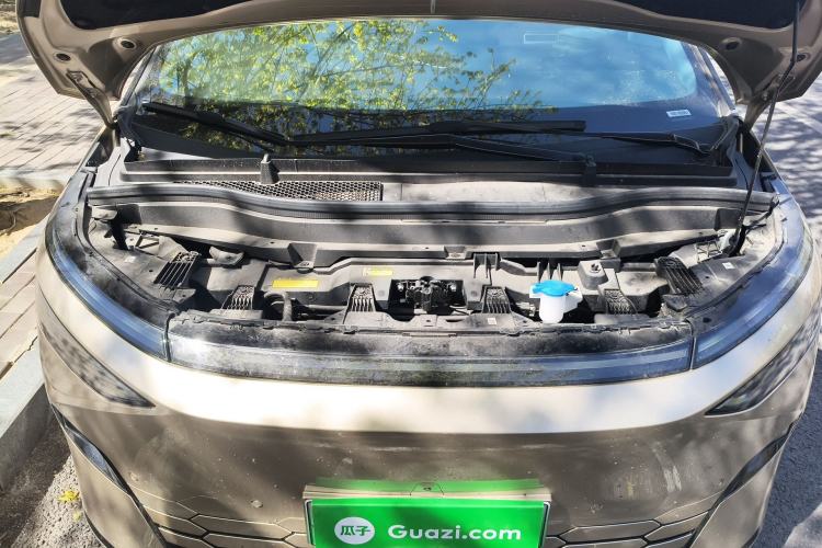 Used XPeng X9 2024 702 Ultra-Long Range Pro Engine Bay