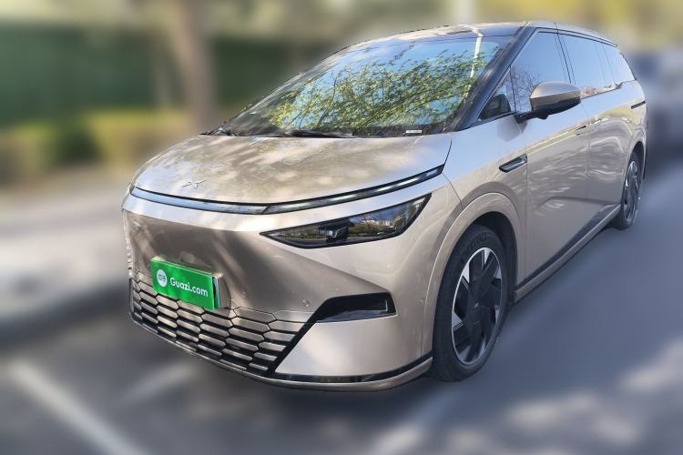 Used XPeng X9 2024 702 Ultra-Long Range Pro