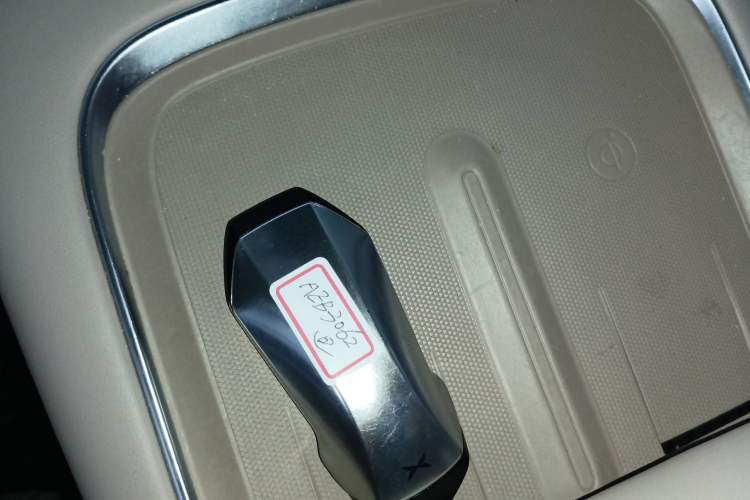 Used XPeng X9 2024 702 Ultra-Long Range Pro Interior 1