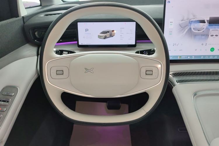 Used XPeng X9 2024 702 Ultra-Long Range Pro Steering Wheel