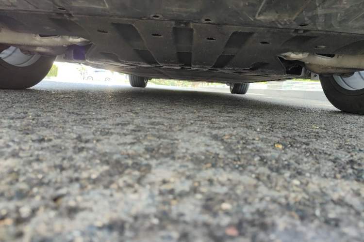 Used XPeng X9 2025 740 Ultra-Long Range Max Chassis Rear